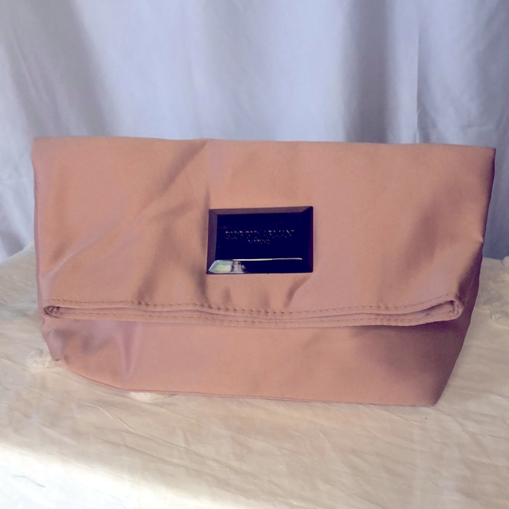 GIORGIO ARMANI Parfums blush pink fold over flap cosmetic pouch. Logo on front.